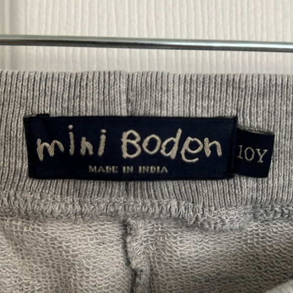 Mini Boden Star patch sweatpants - Picture 2 of 8